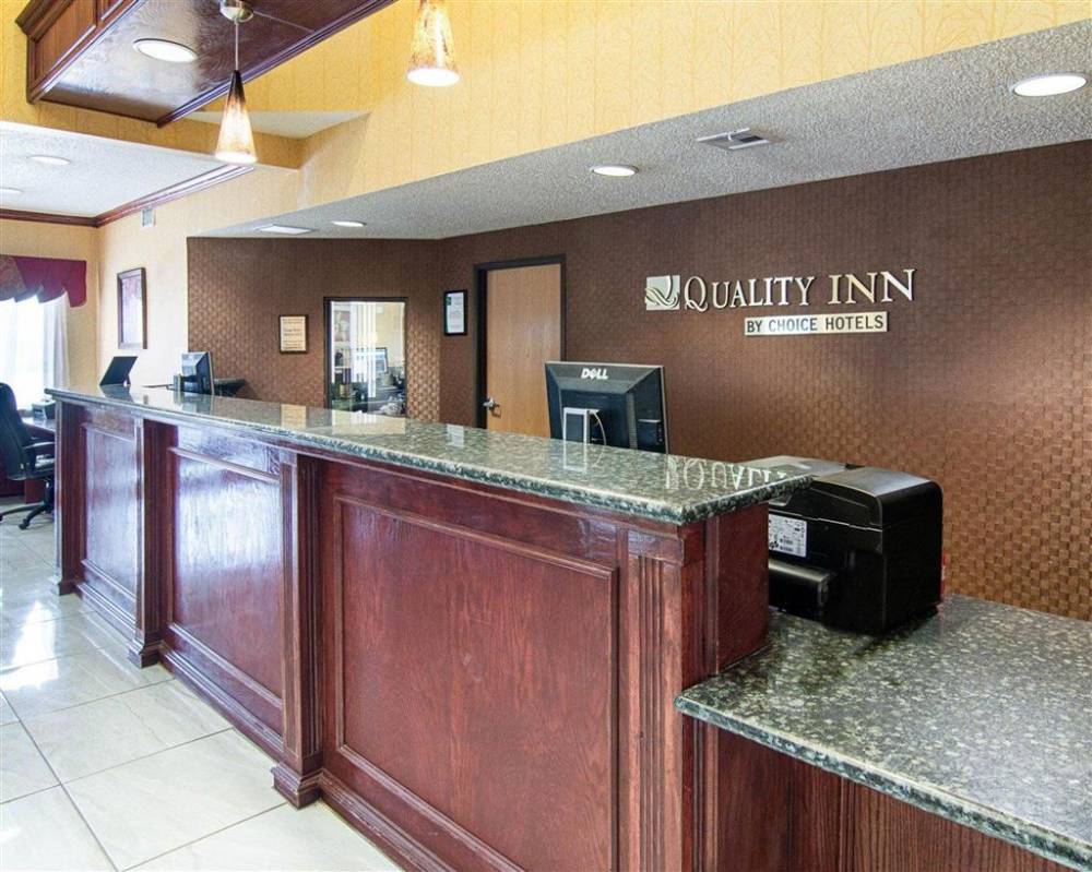 Quality Inn Midland South 8