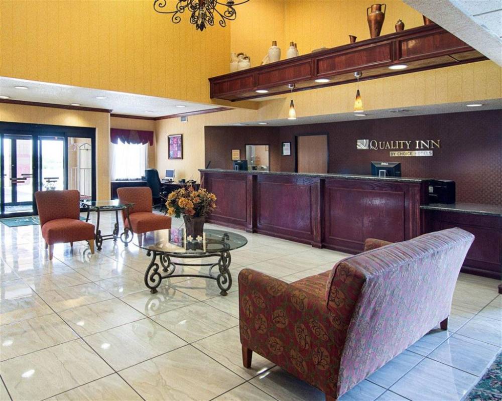 Quality Inn Midland South 7