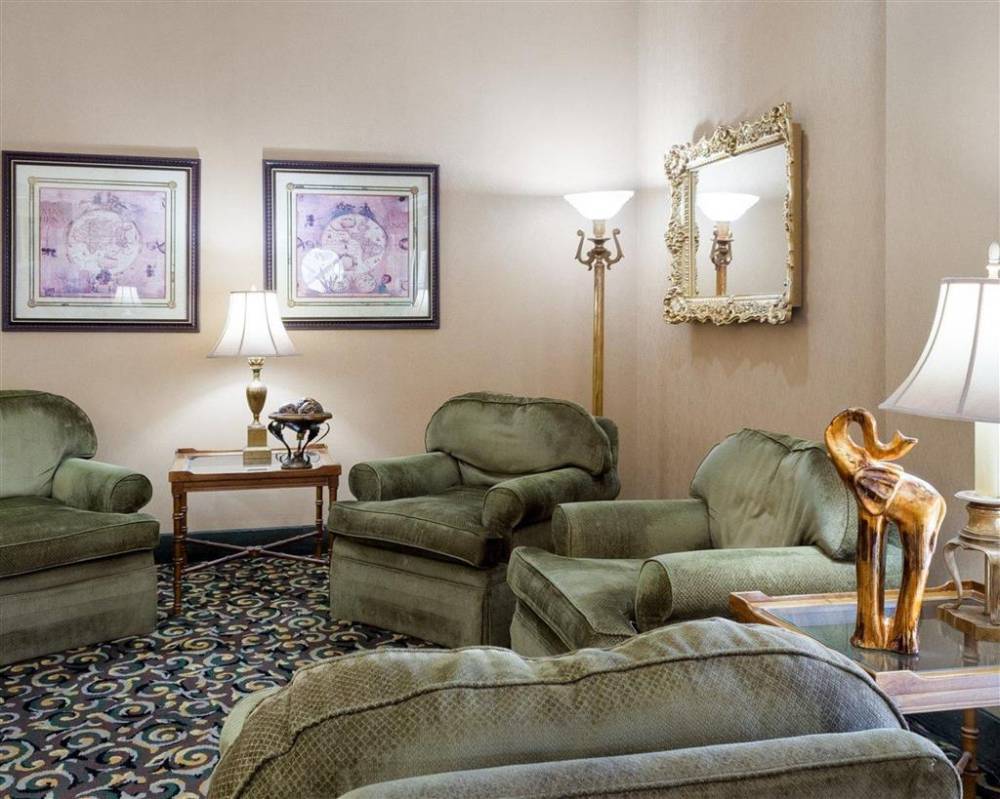 Quality Inn 5