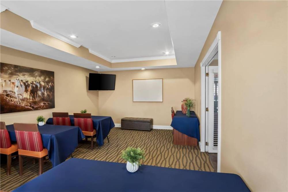 Quality Suites Irving-las Colinas 2