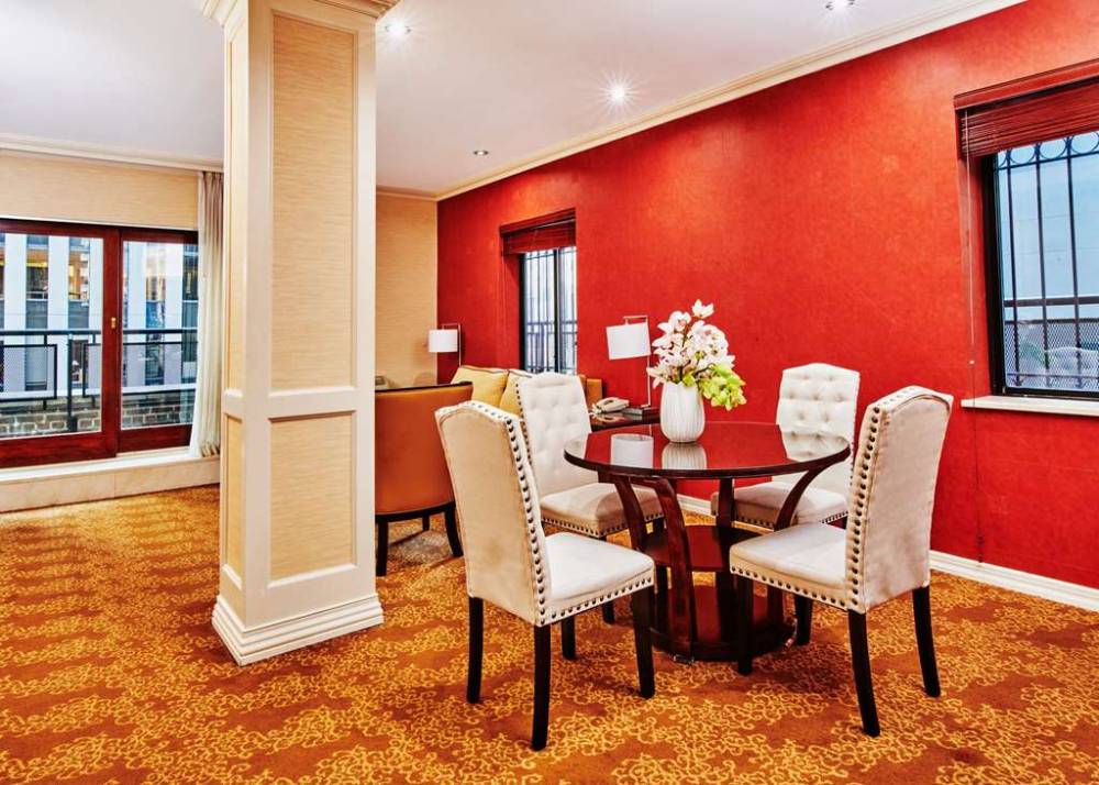 Radio City Apartments 4