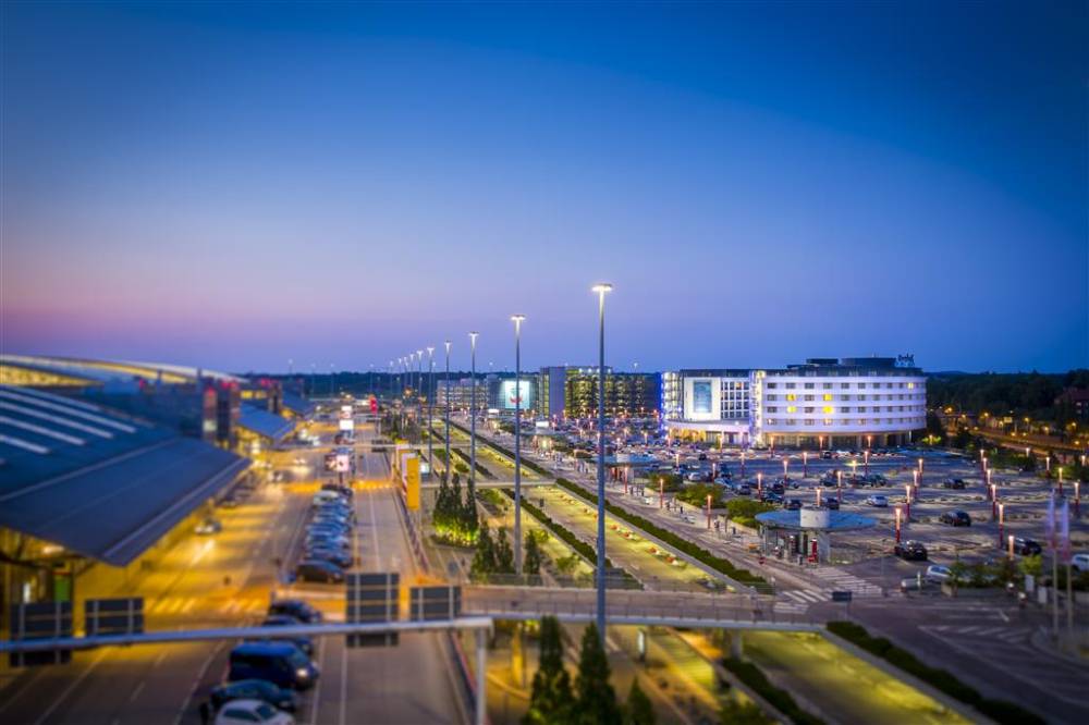 Radisson Blu Hamburg Airport 7
