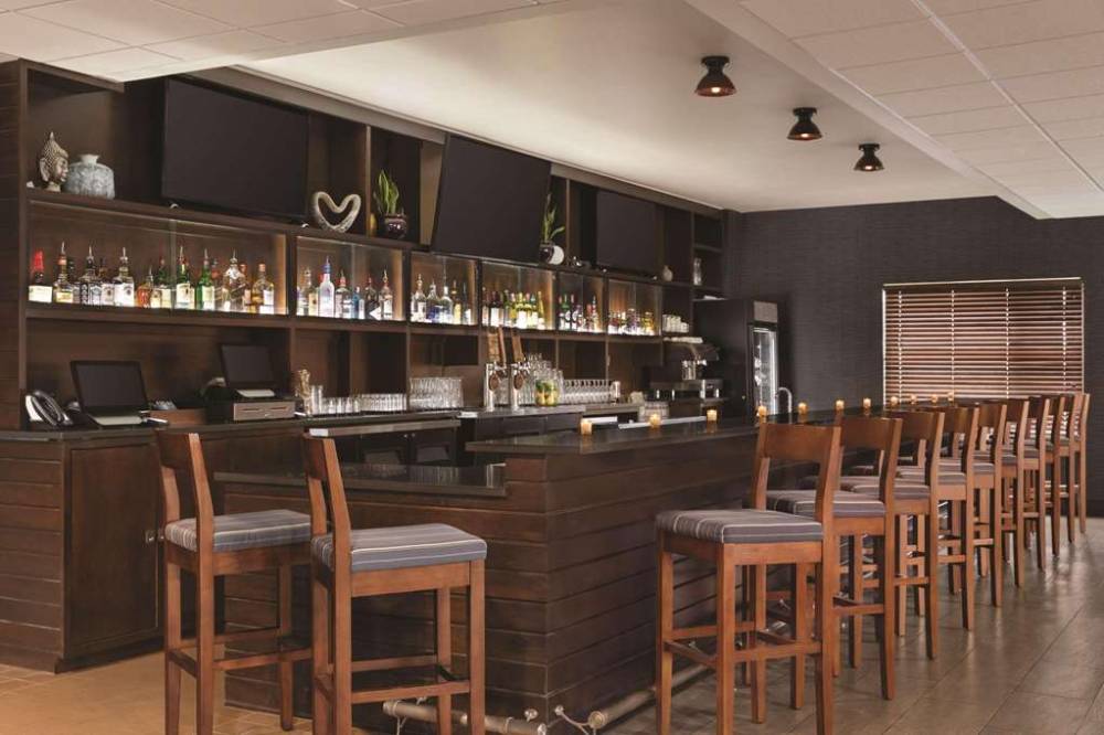 Radisson Hotel Oklahoma City Airport 6