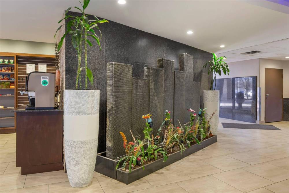 Radisson Hotel Southfield Detroit 8