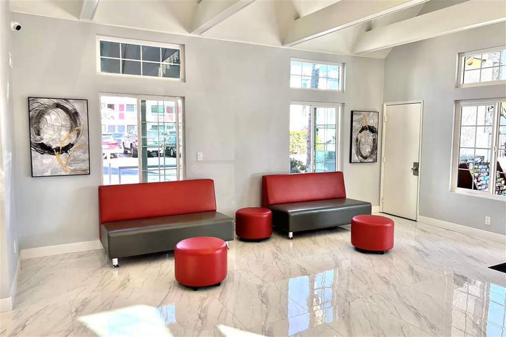 Ramada By Wyndham Anaheim Convention Center 3