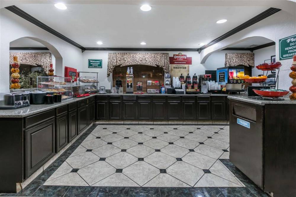 Ramada By Wyndham Oklahoma City Airport North 3