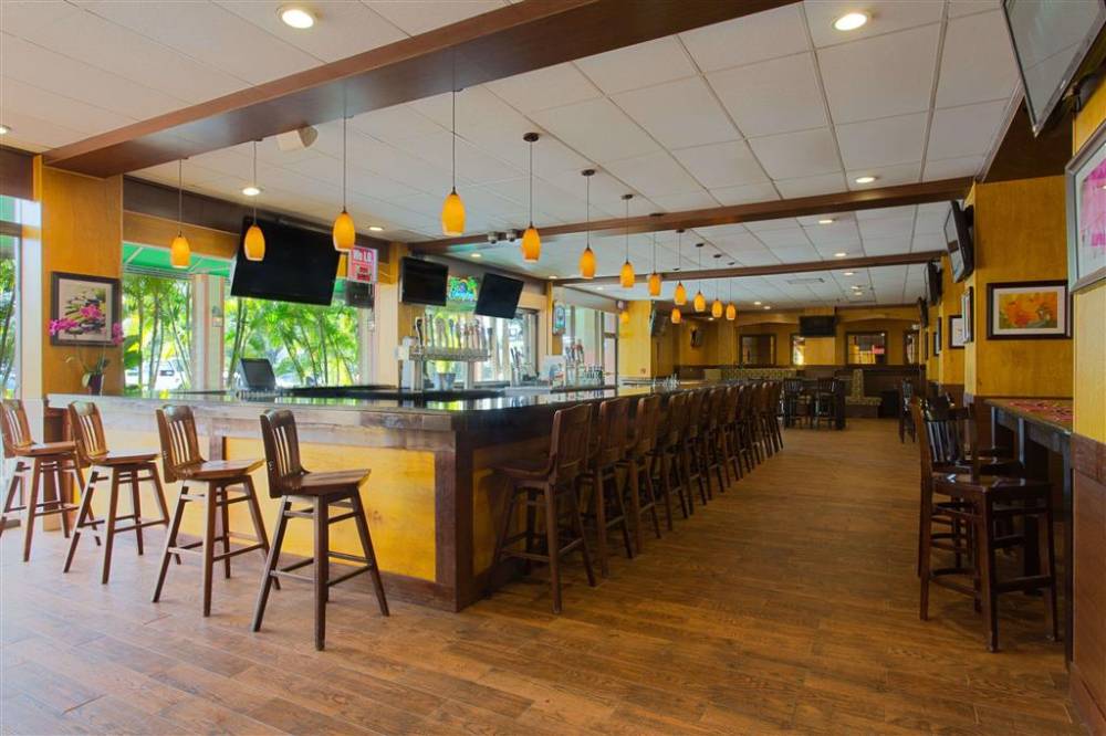 Ramada By Wyndham Tampa Westshore Airport South 4