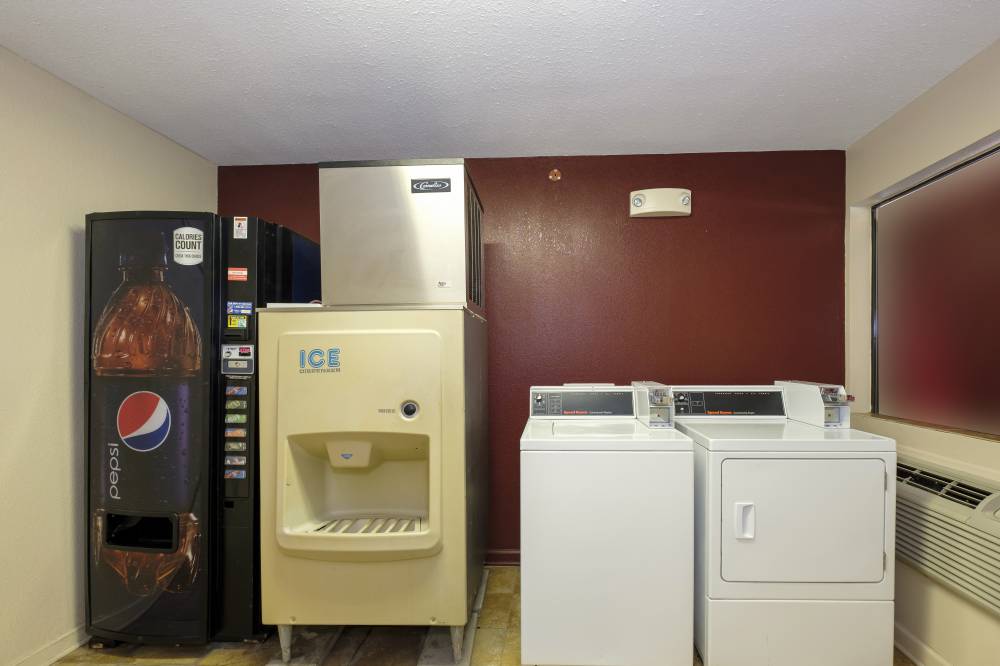 Coin Laundry