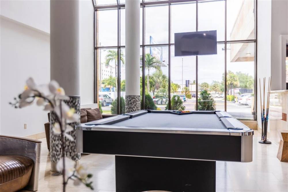 Regency Miami Airport By Sonesta 10