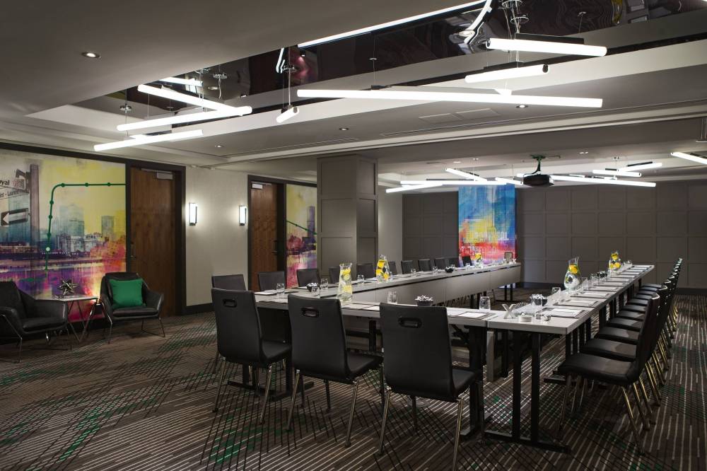 Renaissance Montreal Downtown Hotel 9