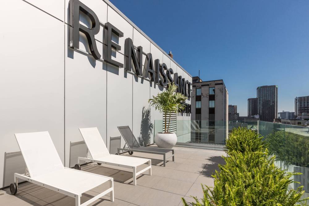 Renaissance Montreal Downtown Hotel 7