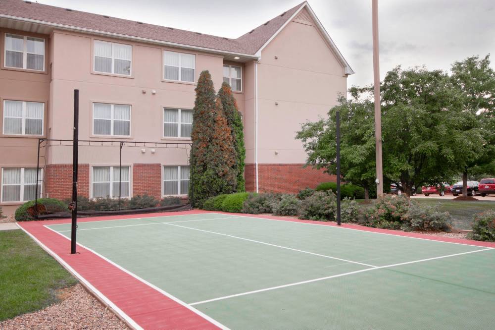 Residence Inn By Marriott Davenport 9