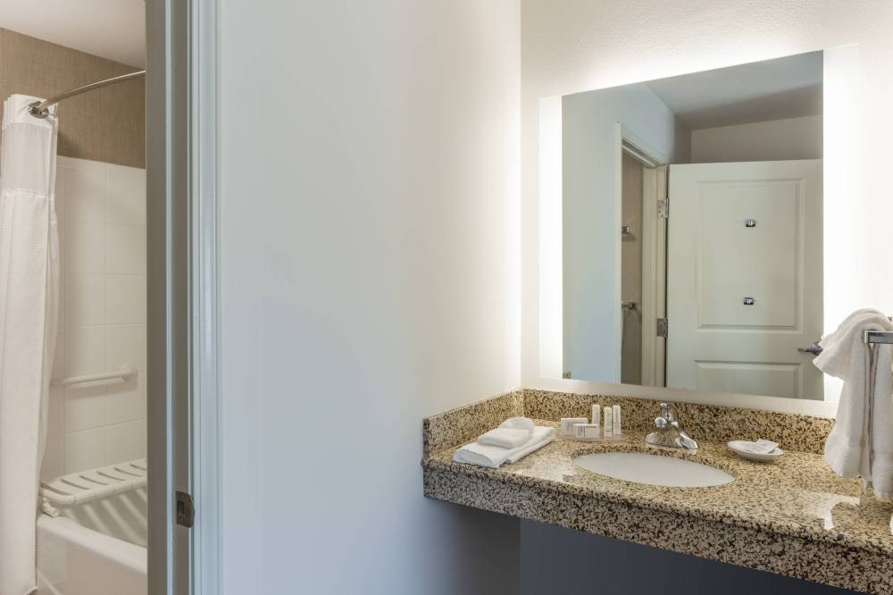 Residence Inn By Marriott Duluth 2
