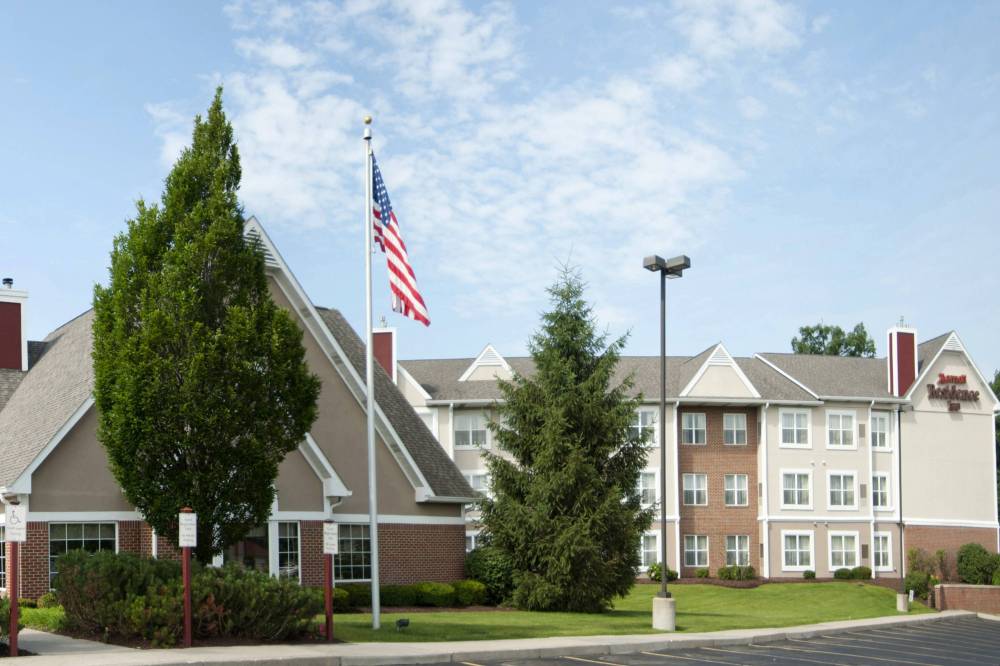 Residence Inn By Marriott Fort Wayne 4