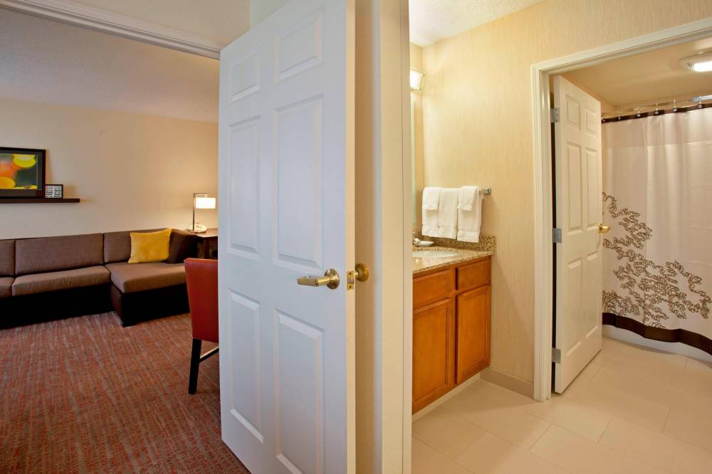 Residence Inn By Marriott Fort Wayne 3