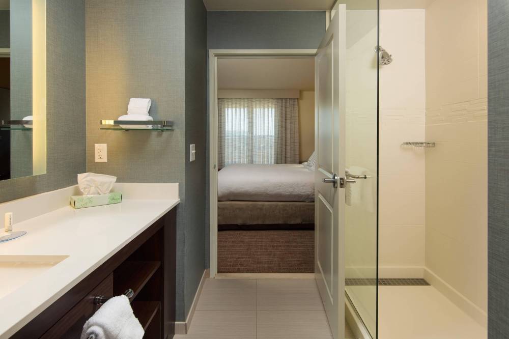 Residence Inn By Marriott Kansas City At The Legends 1