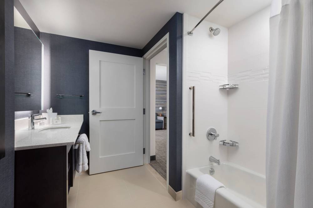 Residence Inn By Marriott Long Island Garden City 2