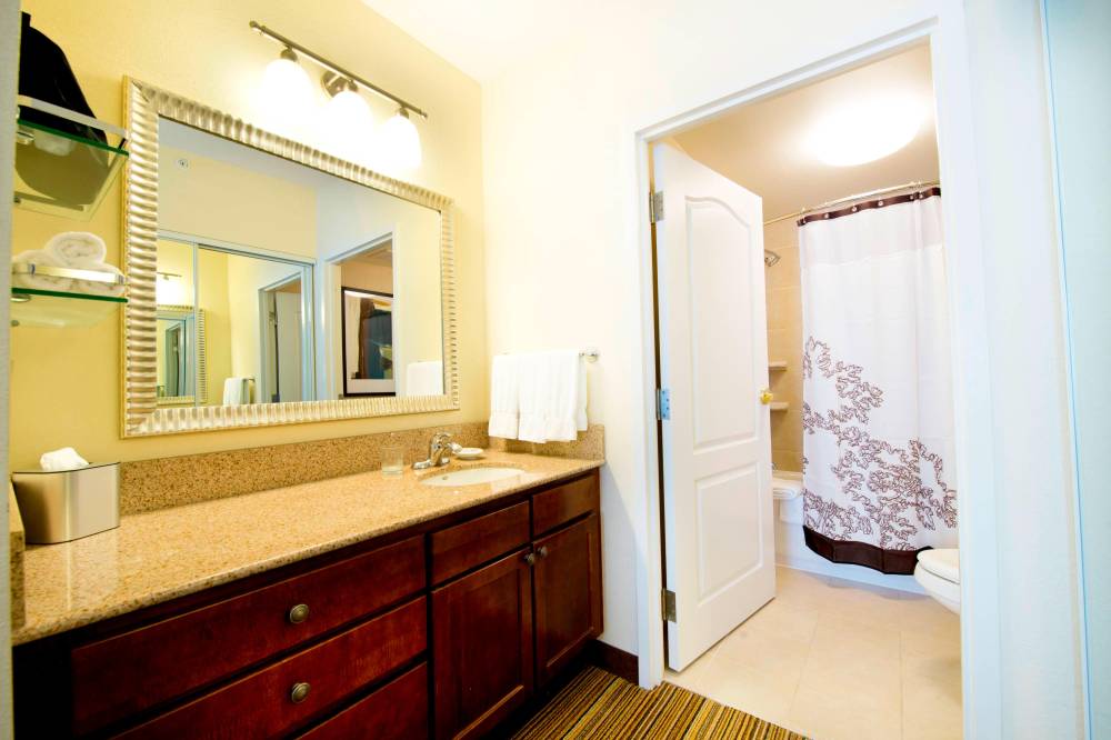 Residence Inn By Marriott Mississauga-airport Corporate Centre West