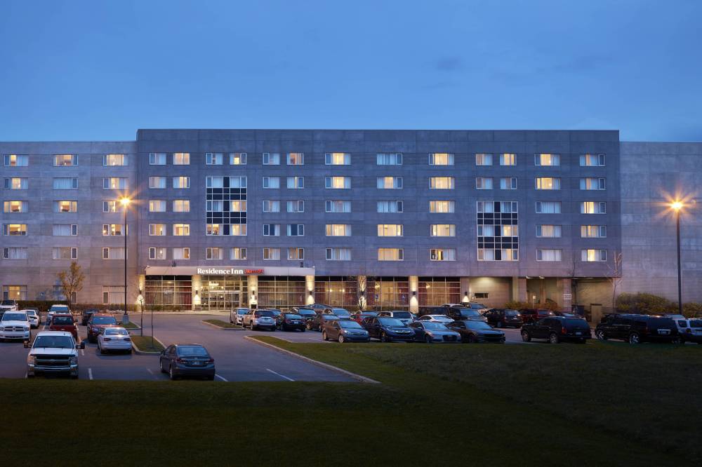 Residence Inn By Marriott Montreal Airport