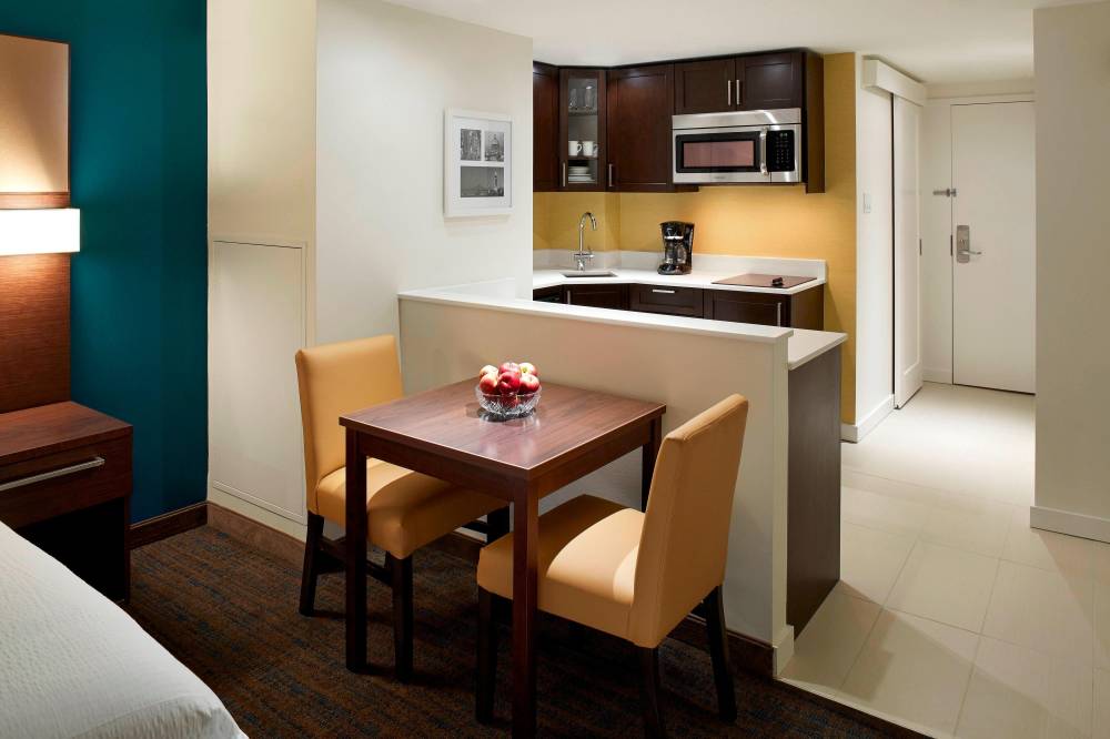 Residence Inn By Marriott Montreal Downtown 1