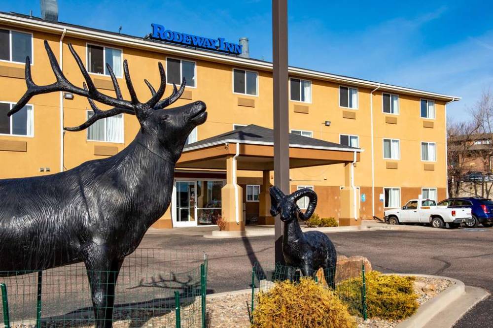 Rodeway Inn Colorado Springs 2