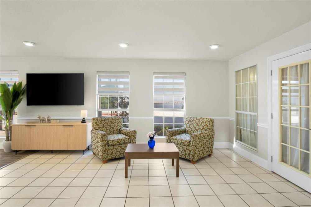 Rodeway Inn Garland Harbor Point 2