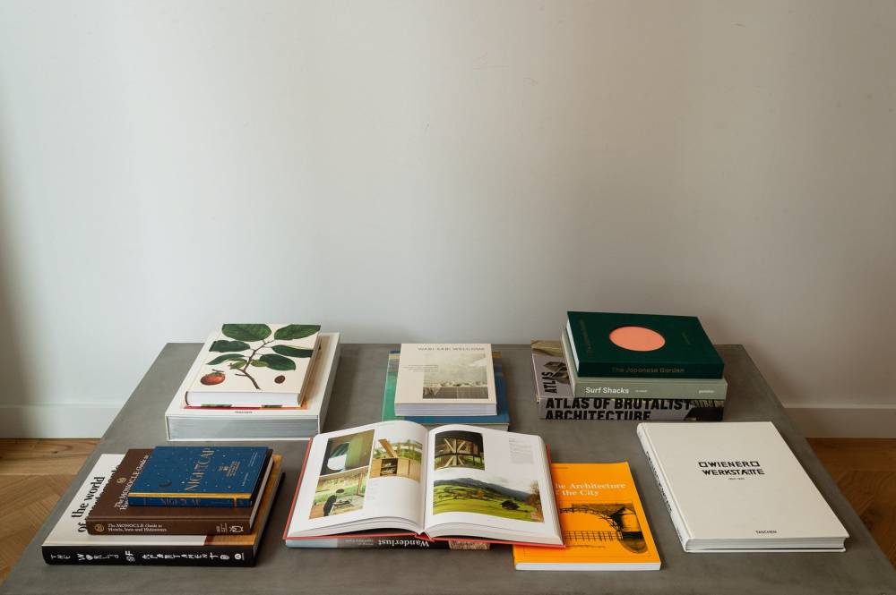 Roost Amenity Books