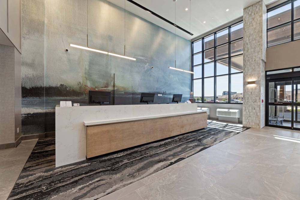 Sandman Signature Las Colinas Hotel And Suites 2