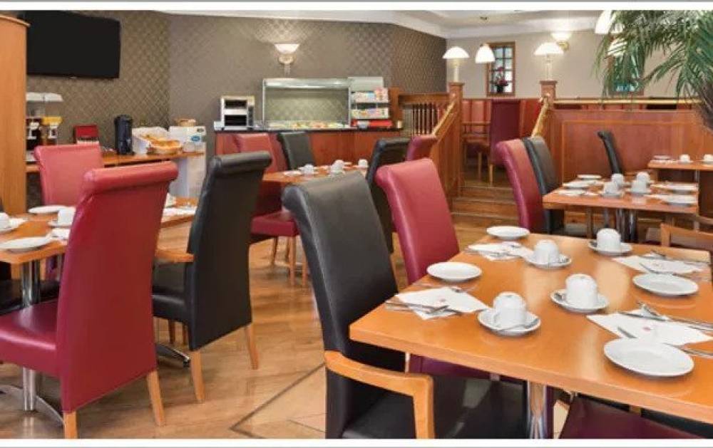 Savera Hotel South Ruislip 2