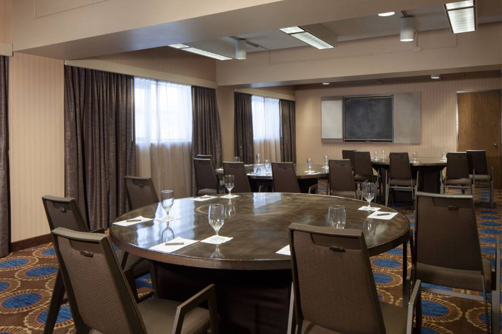 Sheraton Anchorage Hotel And Spa 10