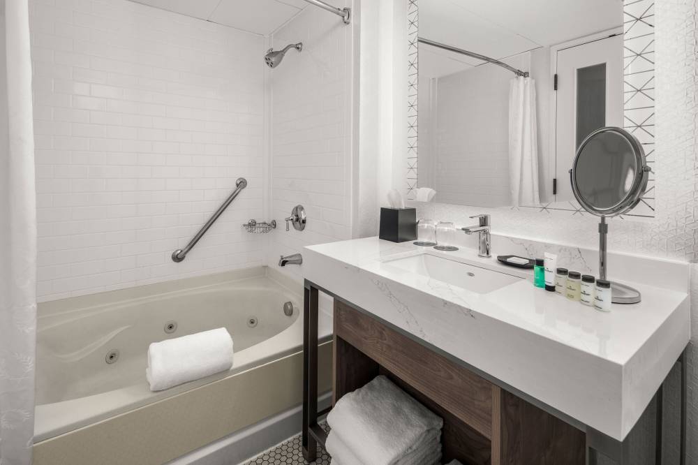 Sheraton Duluth Hotel 3