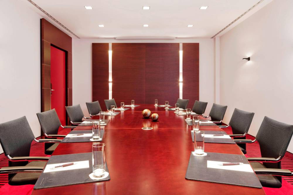 Sheraton Dusseldorf Airport Hotel 5