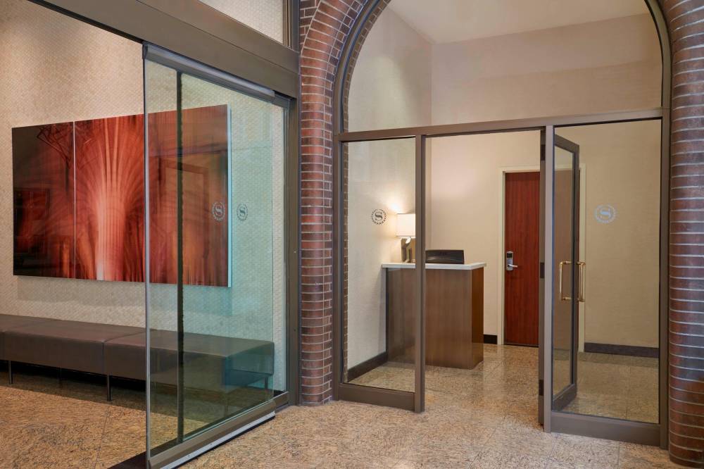Sheraton Ottawa Hotel 7