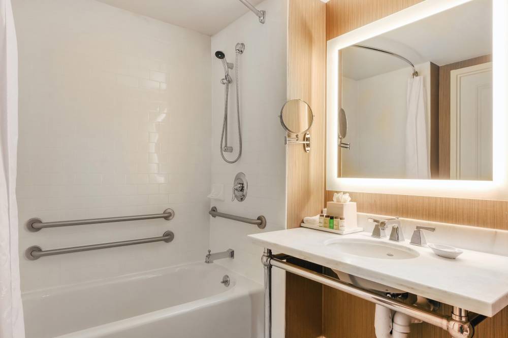 Sheraton Tarrytown Hotel 3