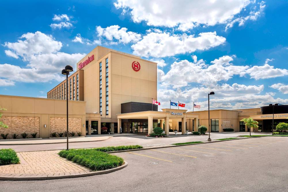 Sheraton Toronto Airport Hotel And Conference Centre