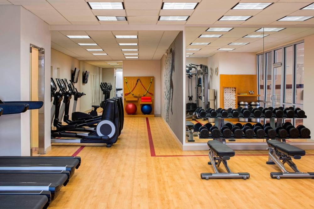 Sheraton West Des Moines Hotel 8