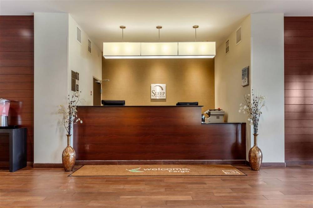 Sleep Inn And Suites Fargo Medical Center 4