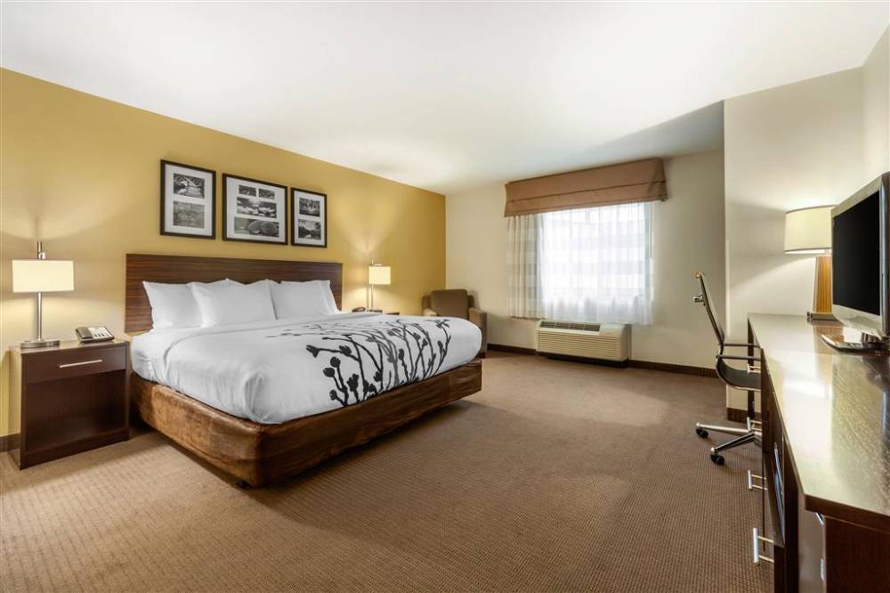Sleep Inn And Suites Fargo Medical Center 9