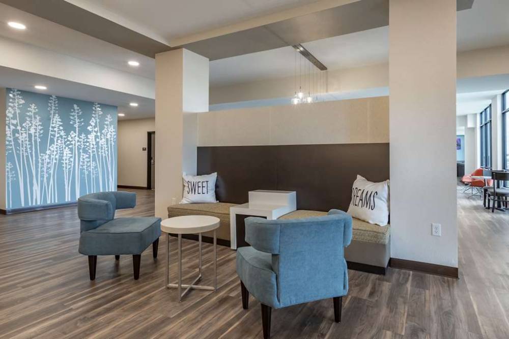 Sleep Inn And Suites Milwaukee-franklin 2