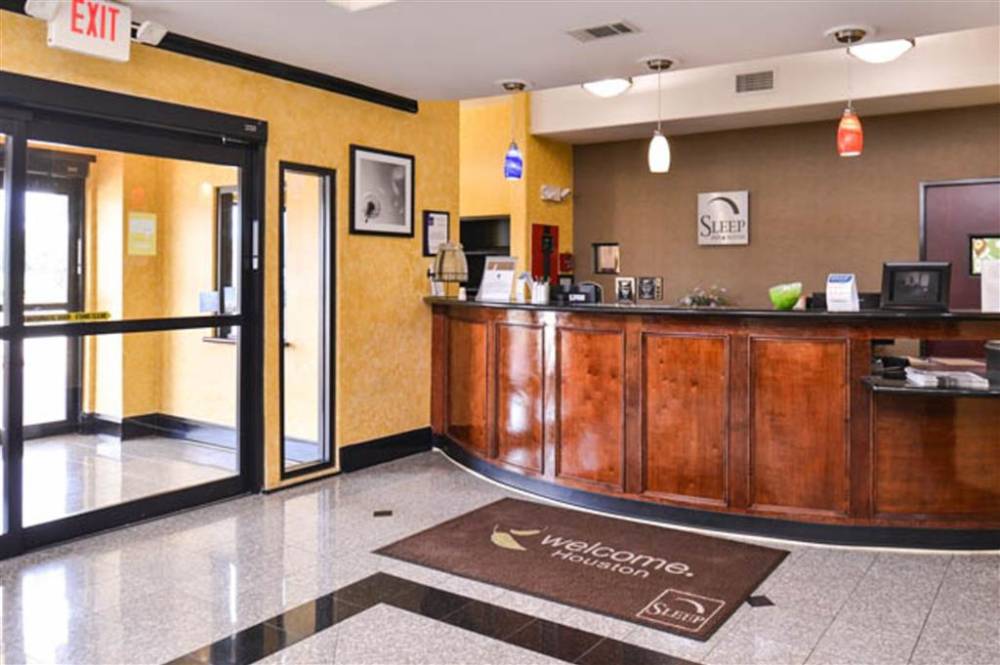 Sleep Inn And Suites Near Downtown North 4