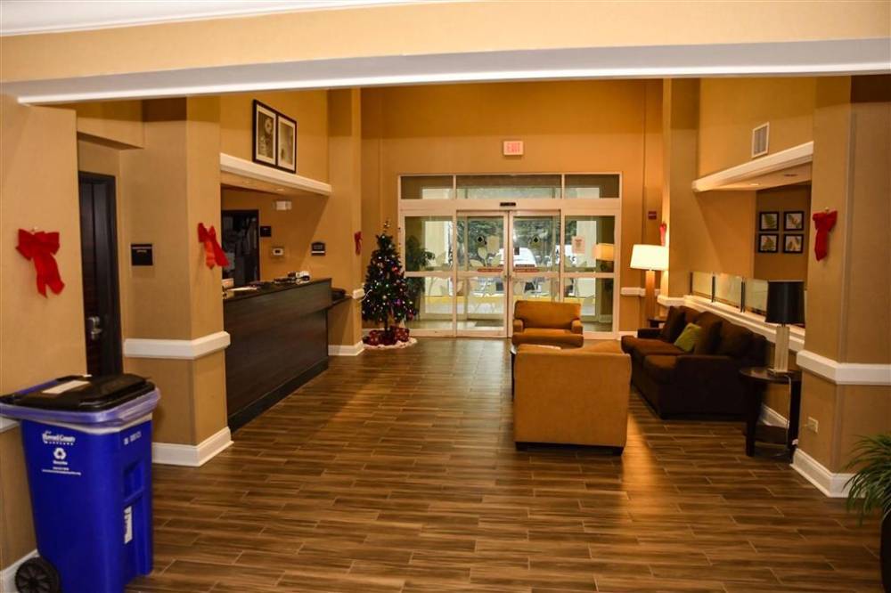 Sleep Inn And Suites 4