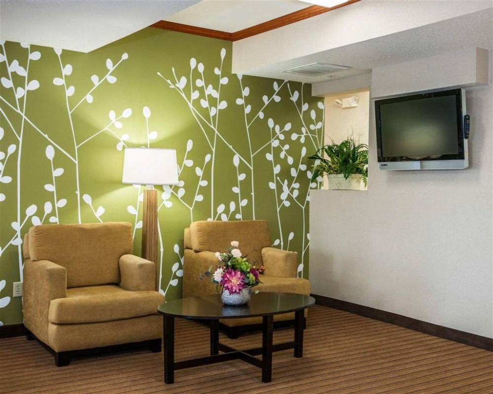 Sleep Inn South Bend Airport 9