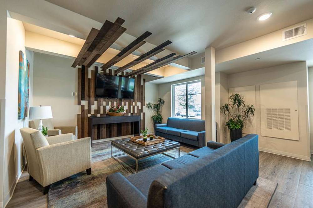 Soka Suites Las Colinas 5