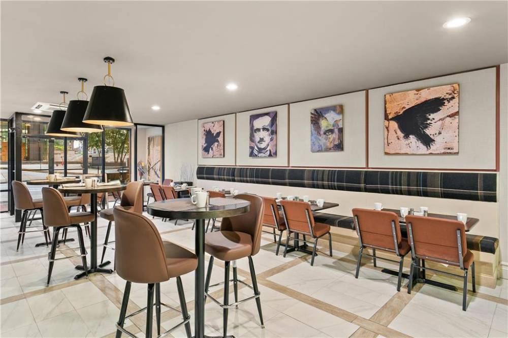 Sonesta Hotel Baltimore Inner Harbor 5