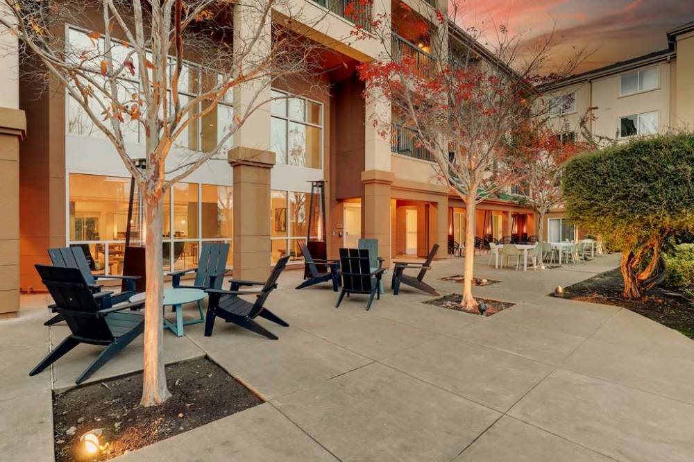 Sonesta Select San Francisco Airport Oyster Point Waterfront 5