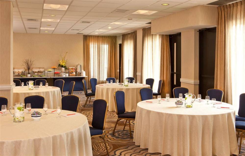 Sonesta White Plains Downtown 10