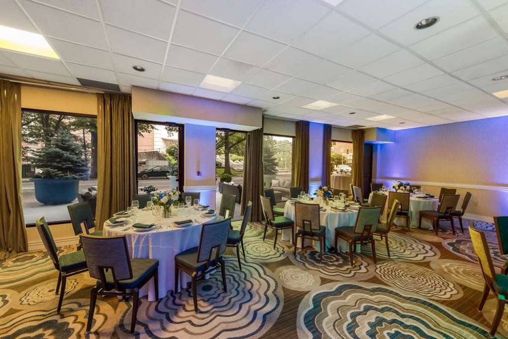 Sonesta White Plains Downtown 8