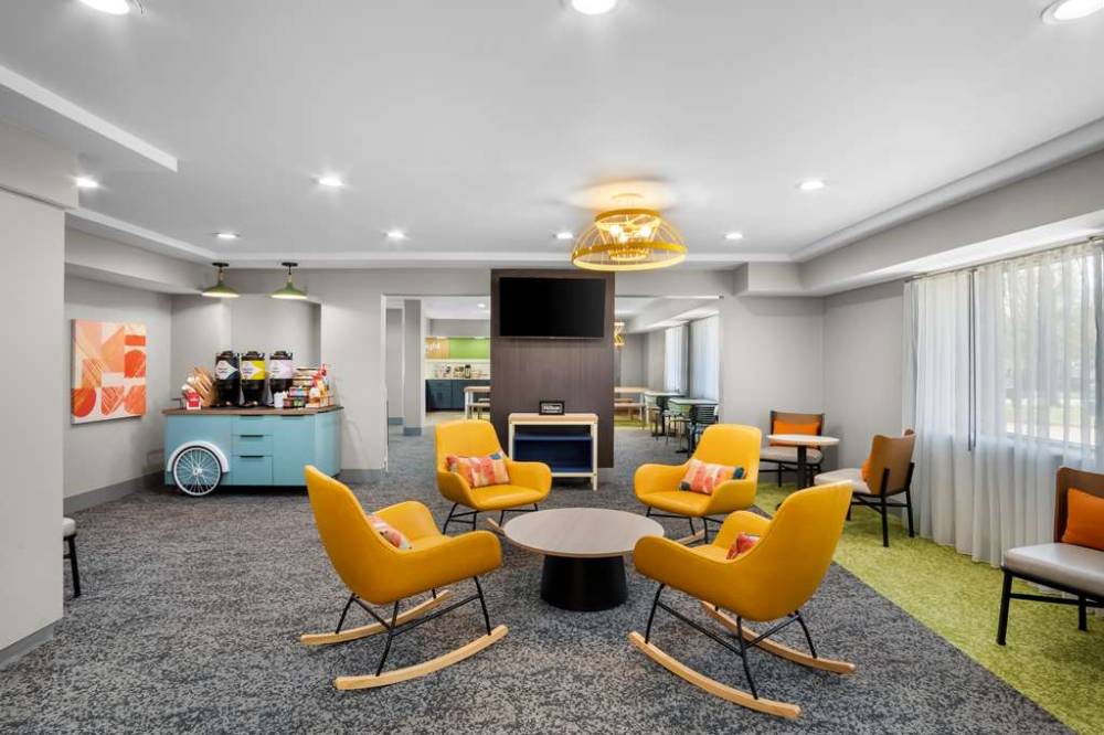 Spark By Hilton Grapevine Dfw North 3