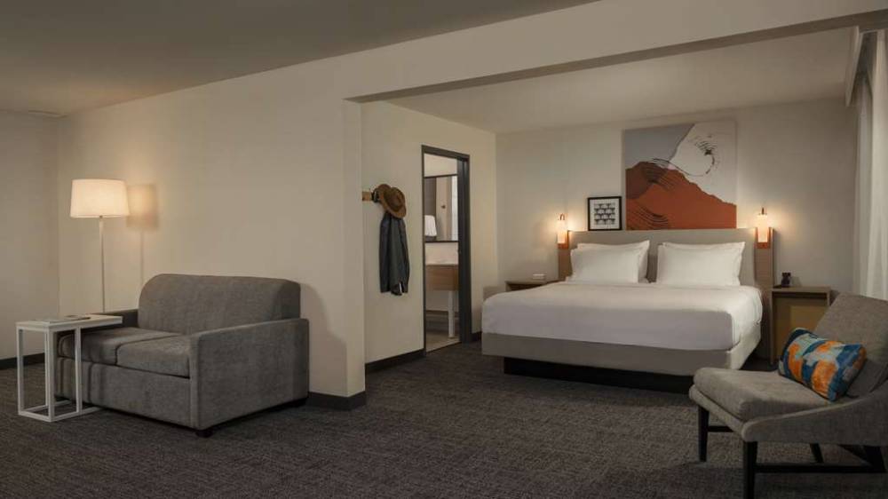 Spark By Hilton Houston Bush Intercontinental Airport 6