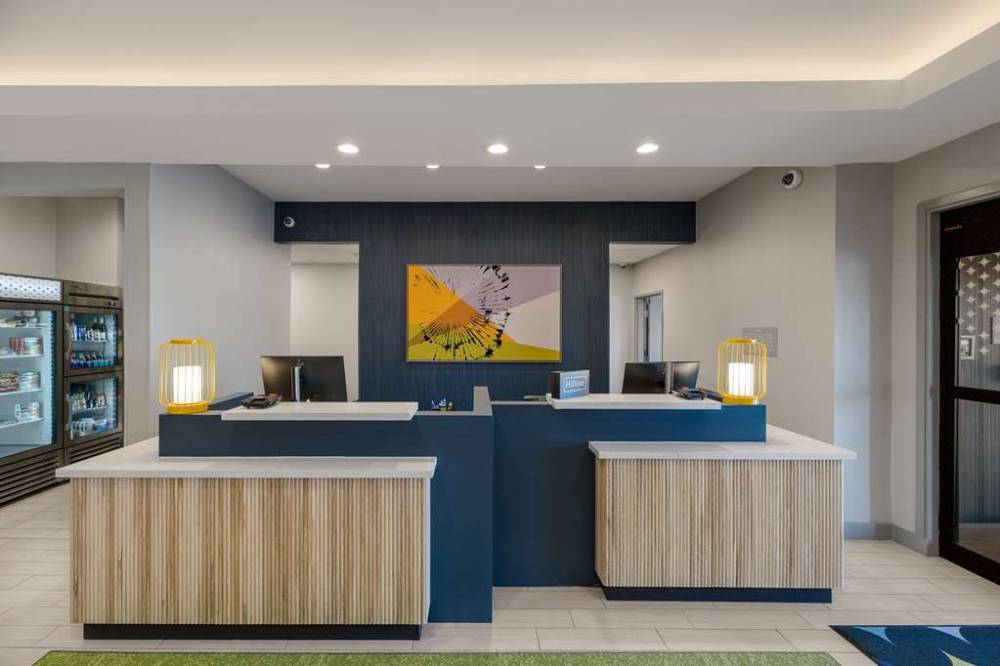 Spark By Hilton Midland South 2